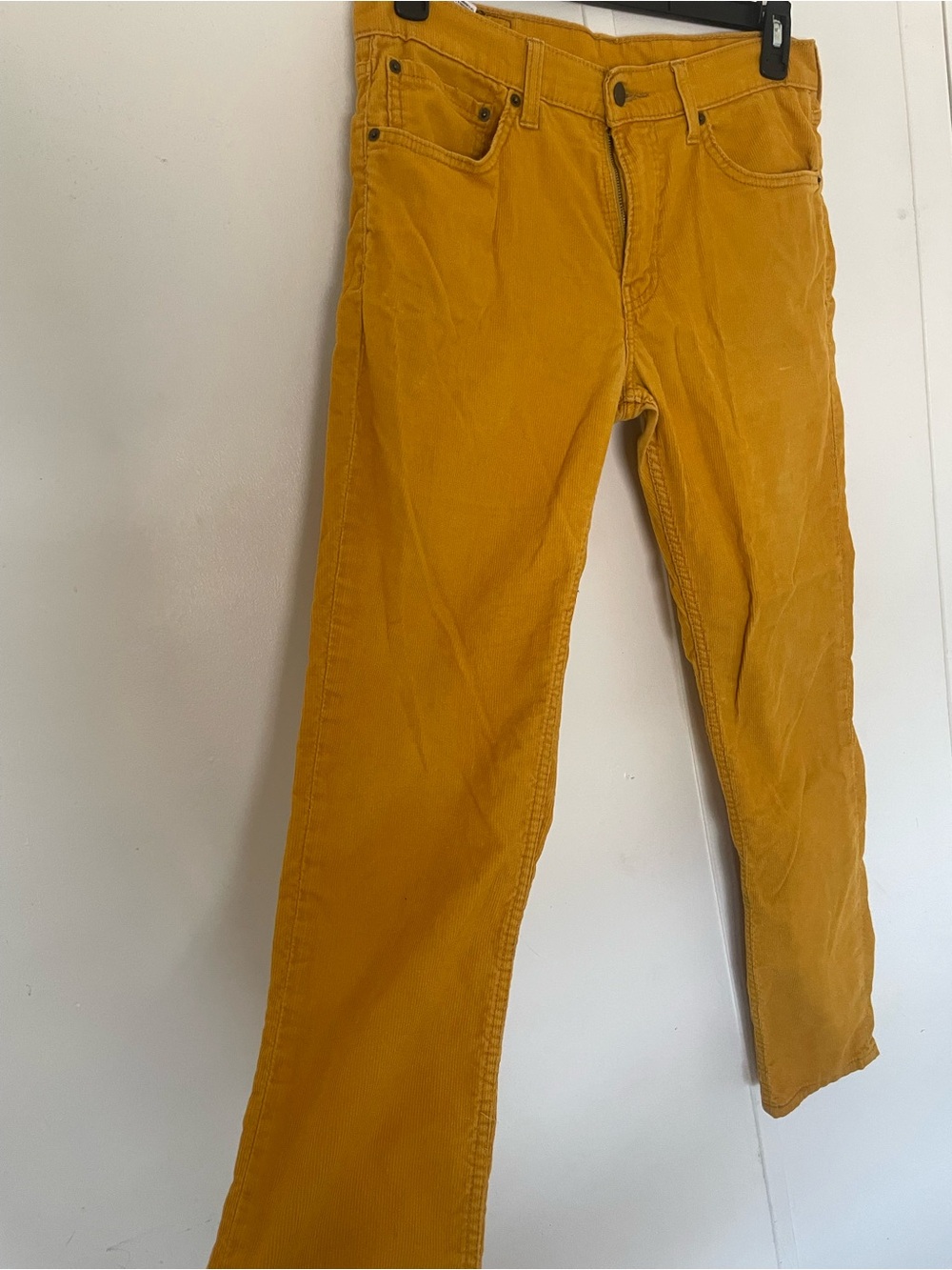 Levi's Skinny Jeans in Mustard Yellow - Picture 2 of 6